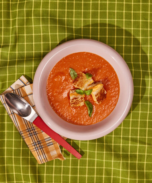 Grilled Cheese Tomato Soup 15 oz. can