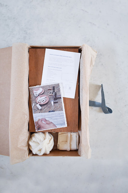 HAND SPINNING CRAFT BOX