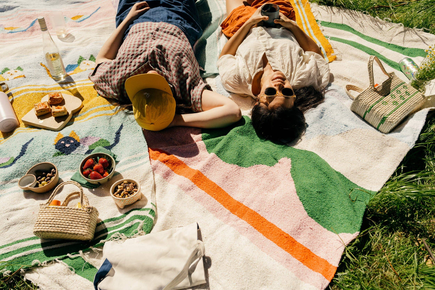 Luna Vuelta - Hand Woven Blanket