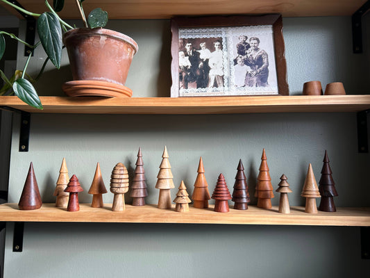 Minimalist Woodland Tree: Individual