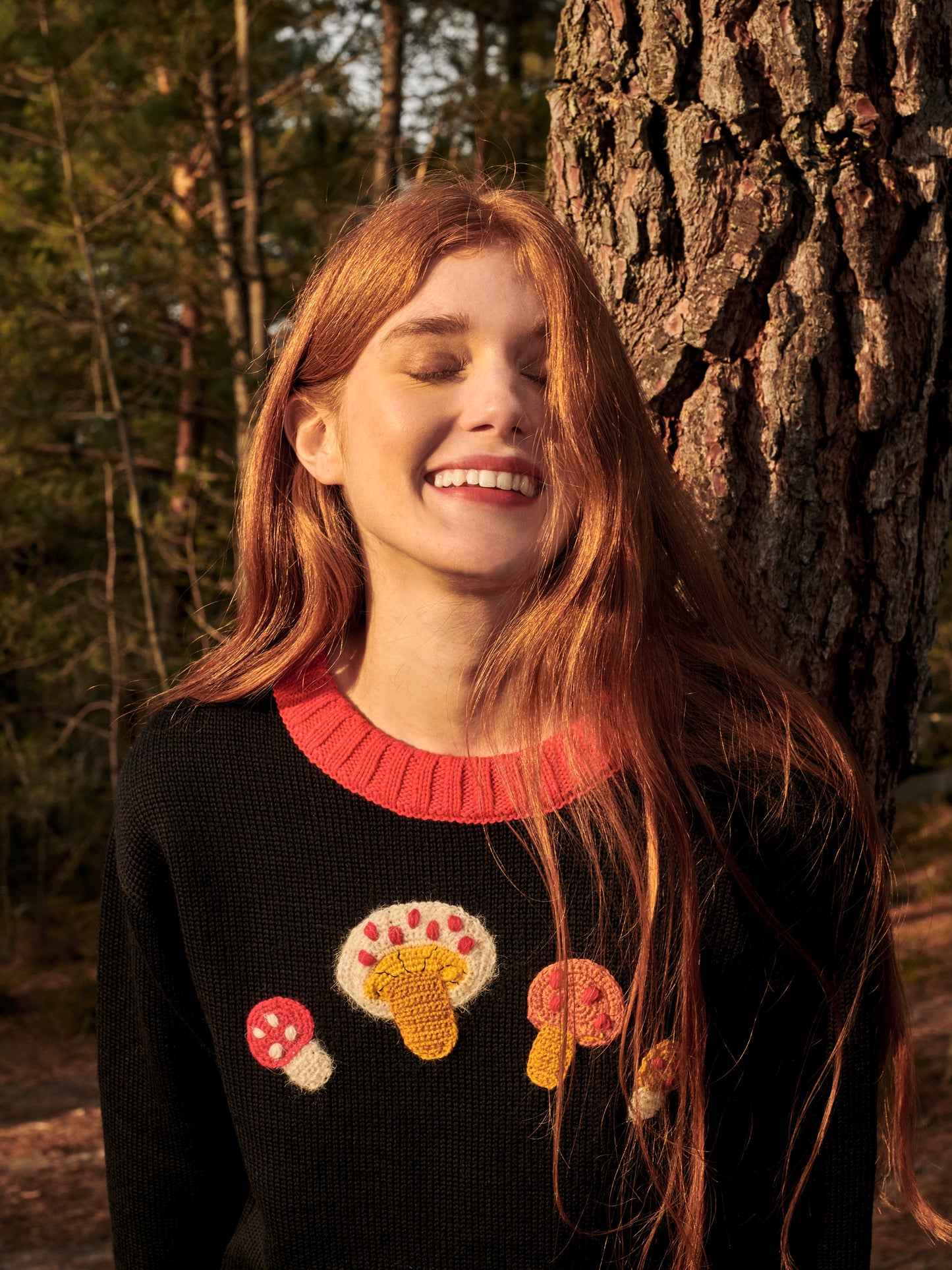 Gigi Knitwear Mushroom sweater in black