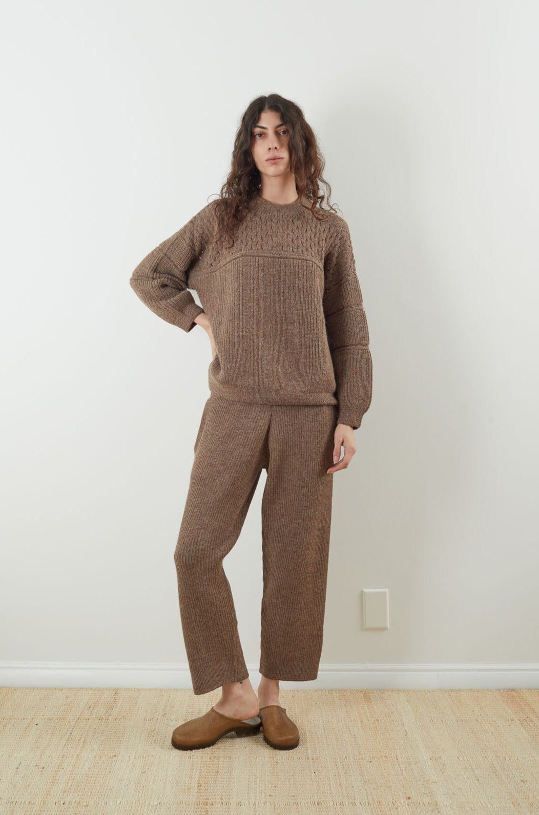Wol Hide Lace Rib Crew in Caribou
