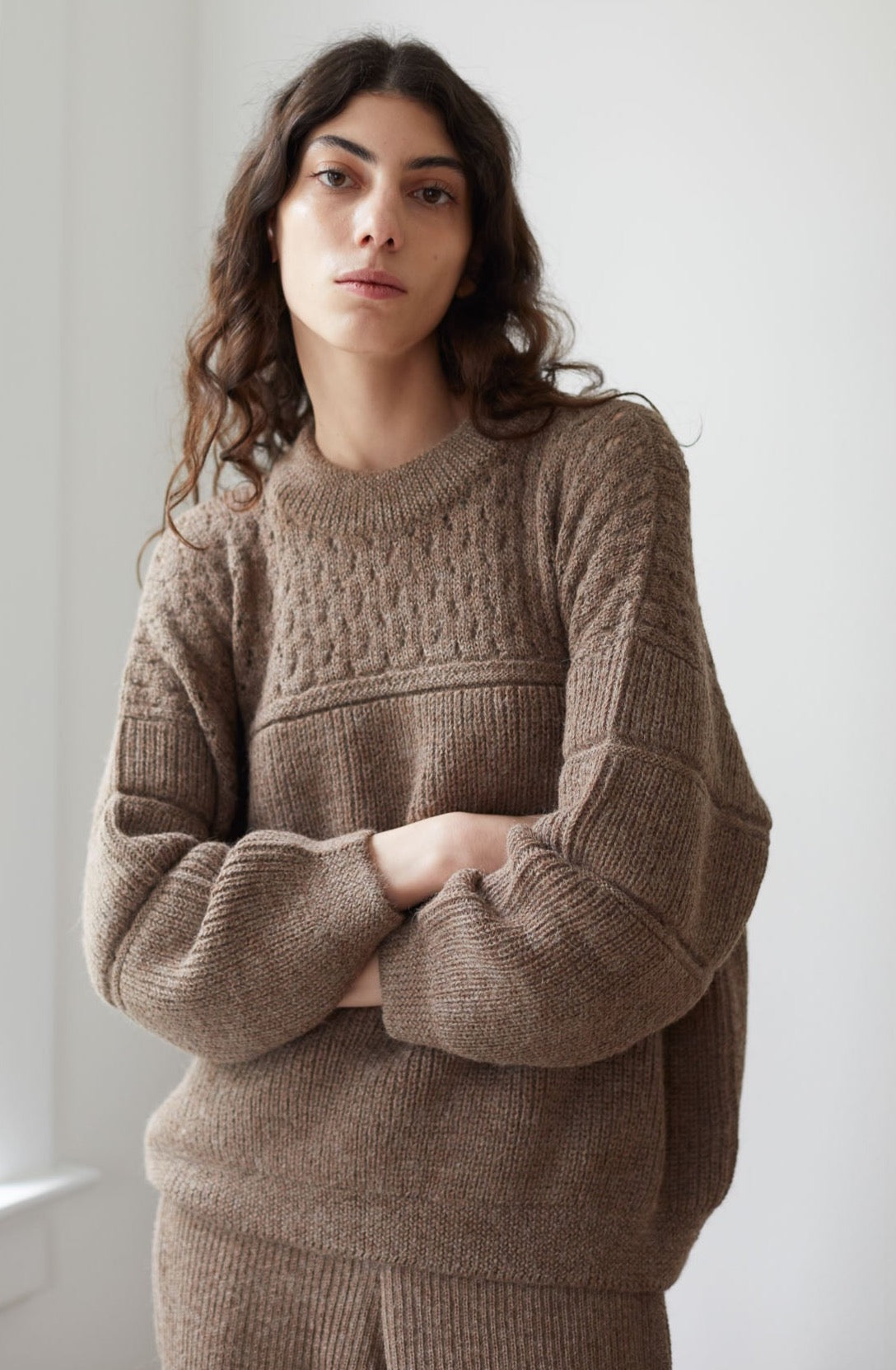 Wol Hide Lace Rib Crew in Caribou