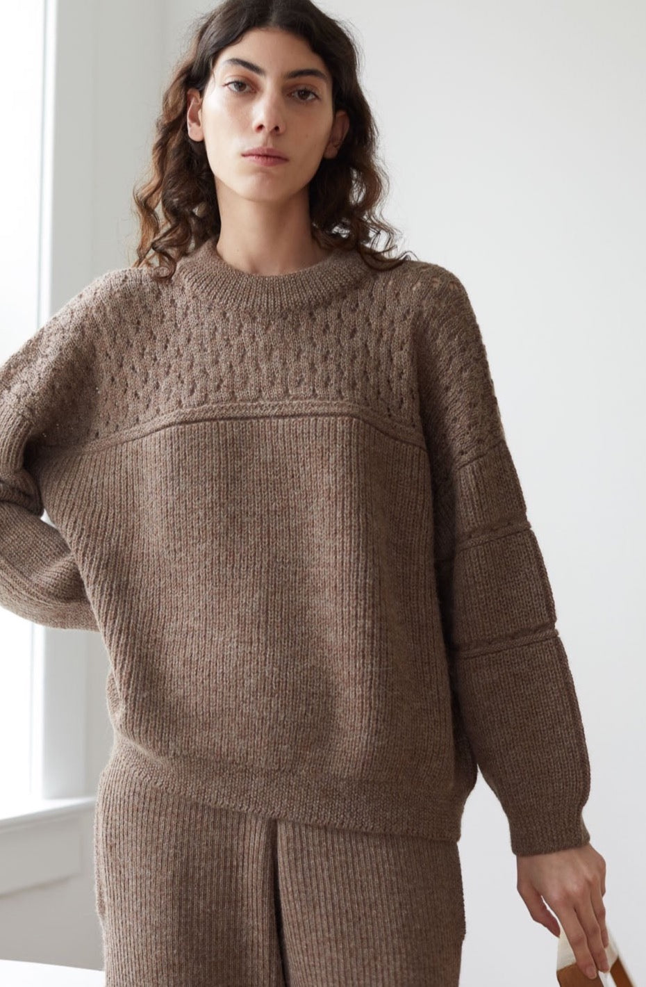 Wol Hide Lace Rib Crew in Caribou