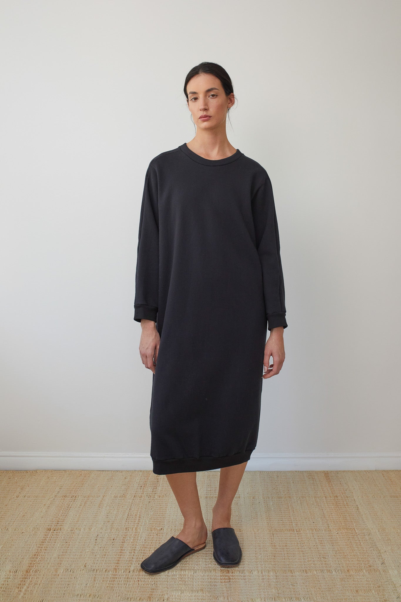 Wol Hide Easy Sweatshirt Dress in Black