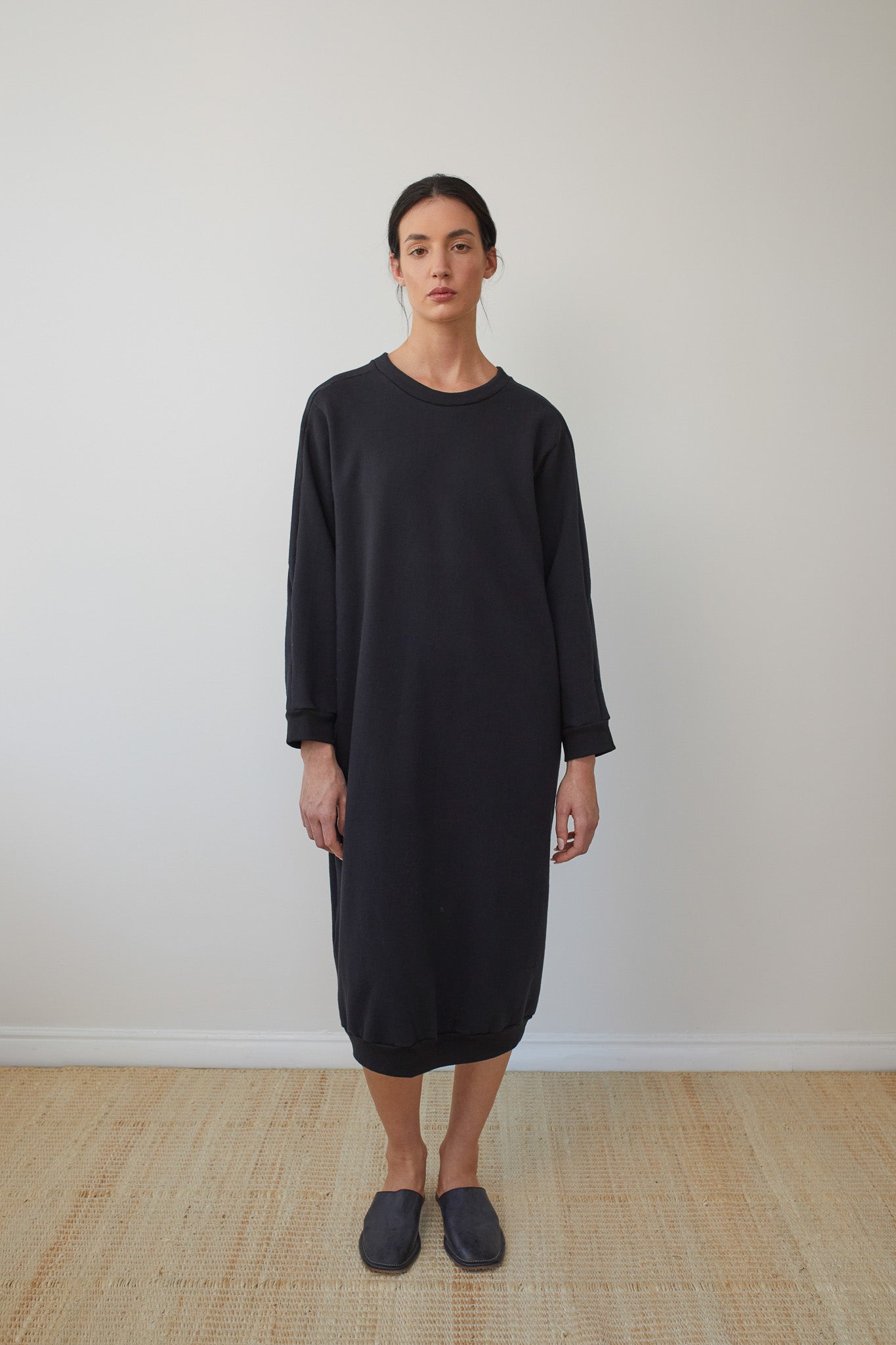 Wol Hide Easy Sweatshirt Dress in Black