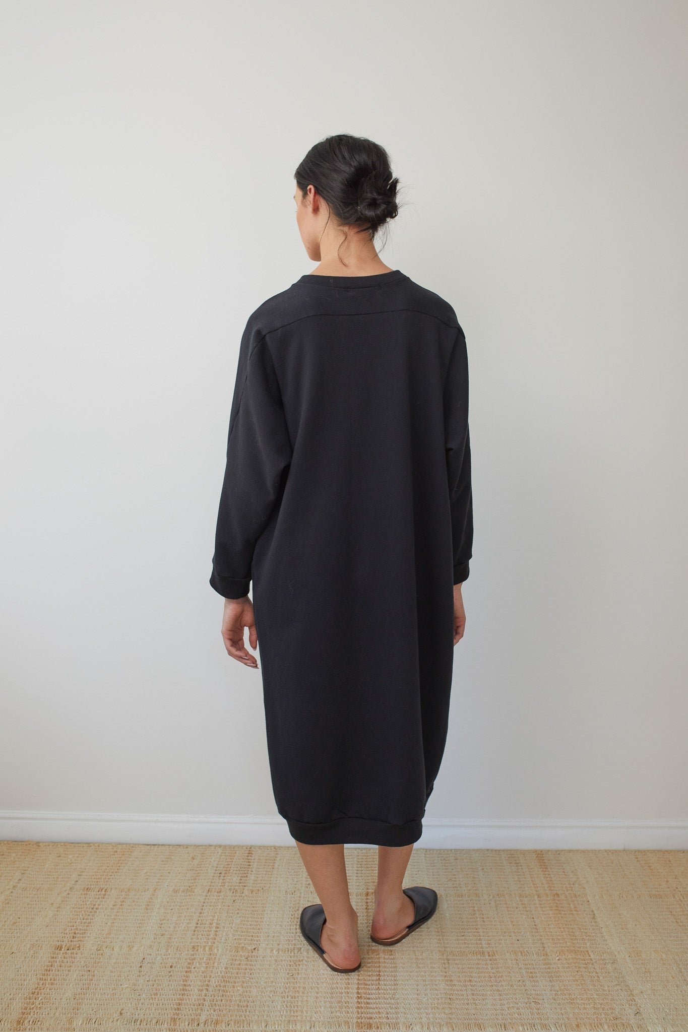 Wol Hide Easy Sweatshirt Dress in Black