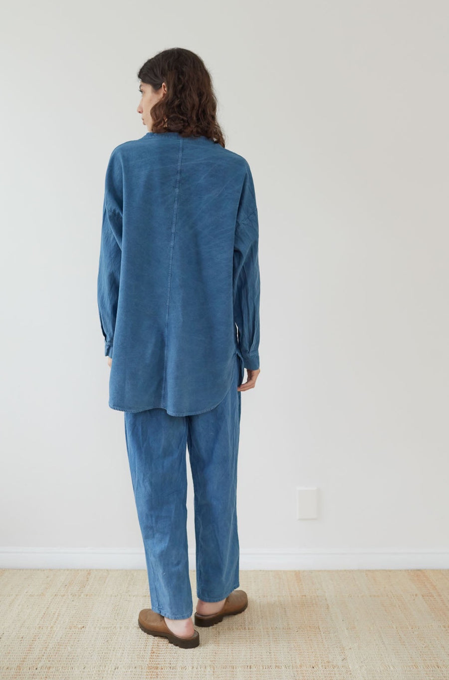 Wol Hide Twill Button Down in Indigo