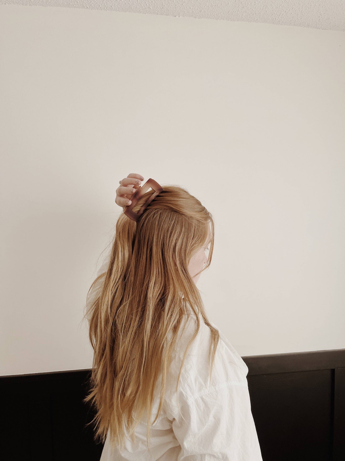 Matte & Neutral Claw Clip