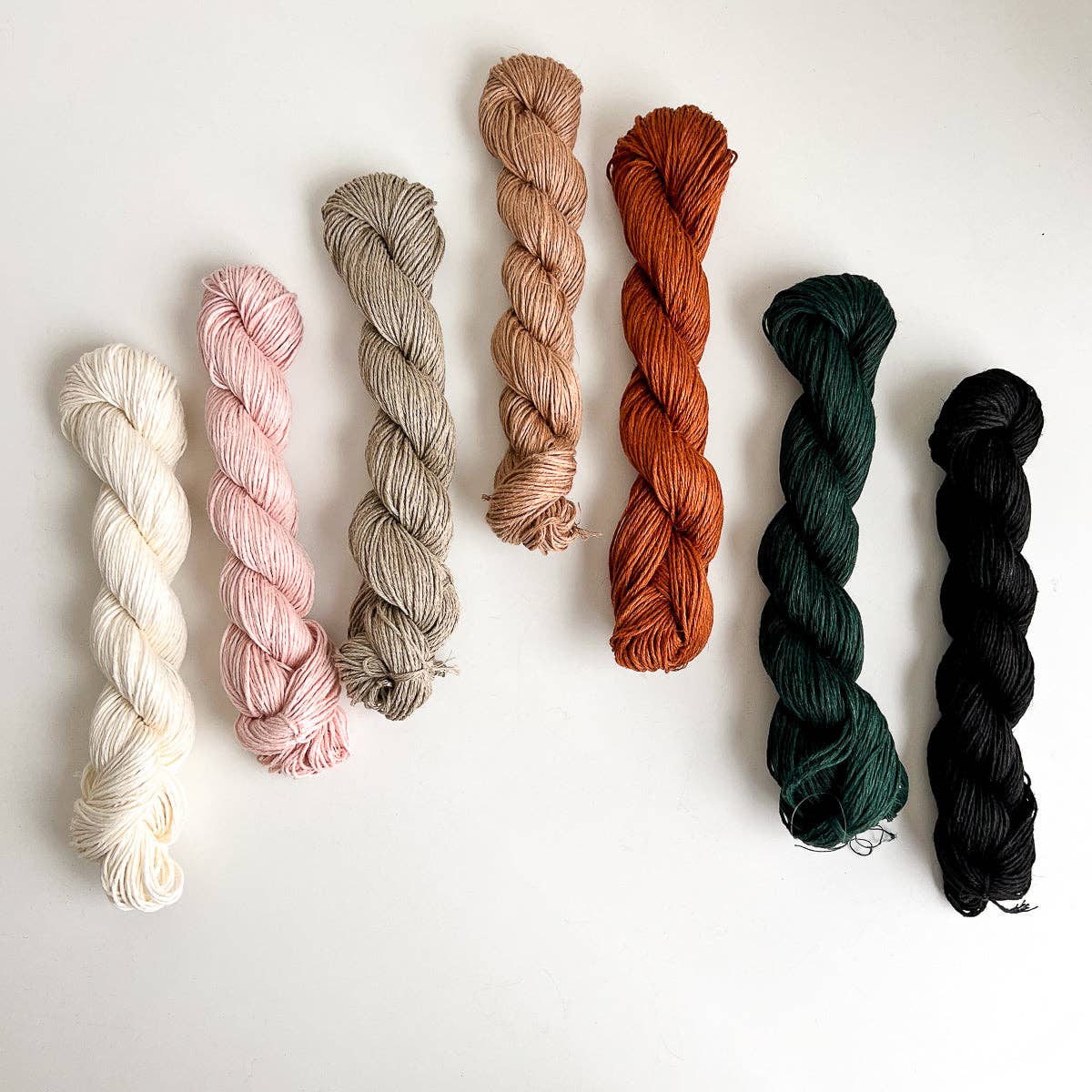 Flax & Twine Daytime Linen - DK / Light Worsted Weight - Mini Spool