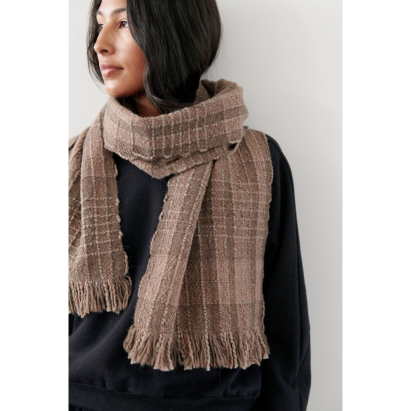 Wol Hide Narrow Woven Poncho