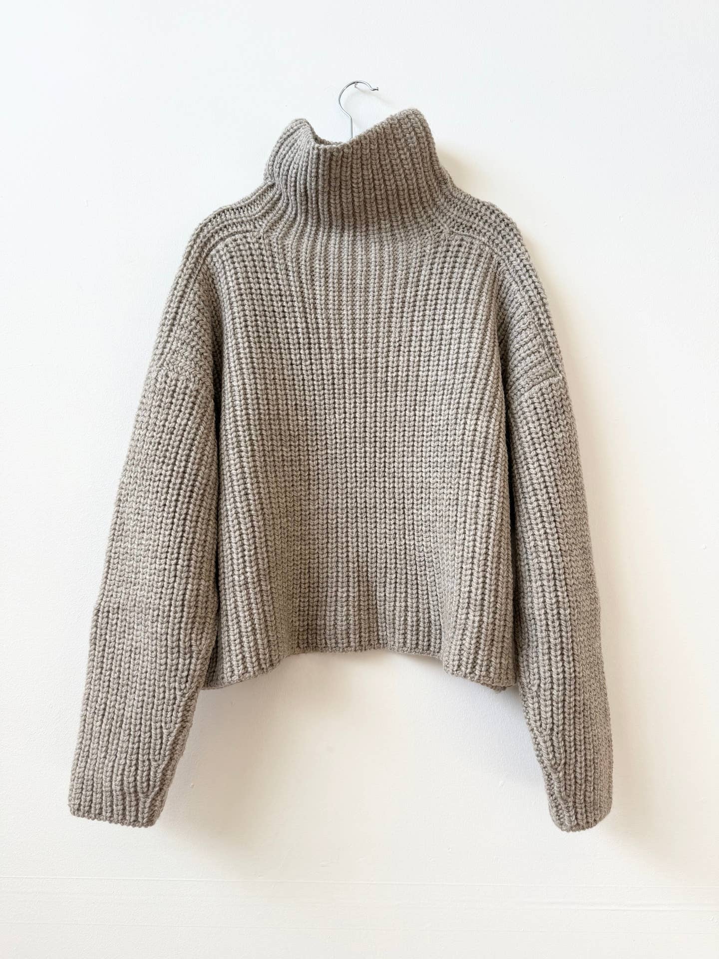 Bruno Highland Sweater in Grey
