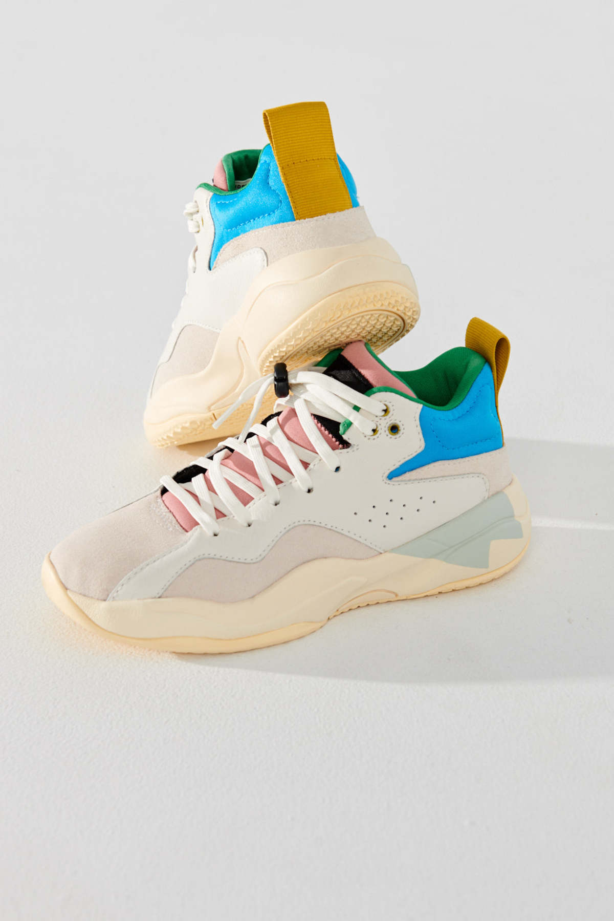 BRANDBLACK - Villain Sneaker  - White / Blue / Pink