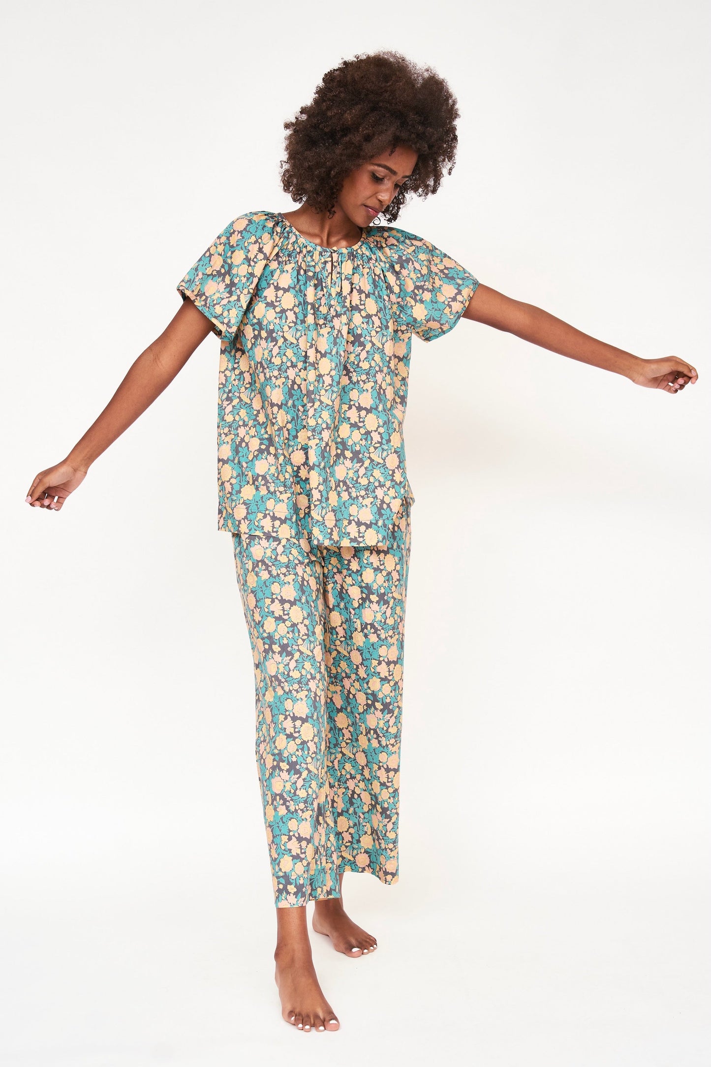 Mirth Organic Cotton Handblocked Pajama Pant Set in Onyx Bloom