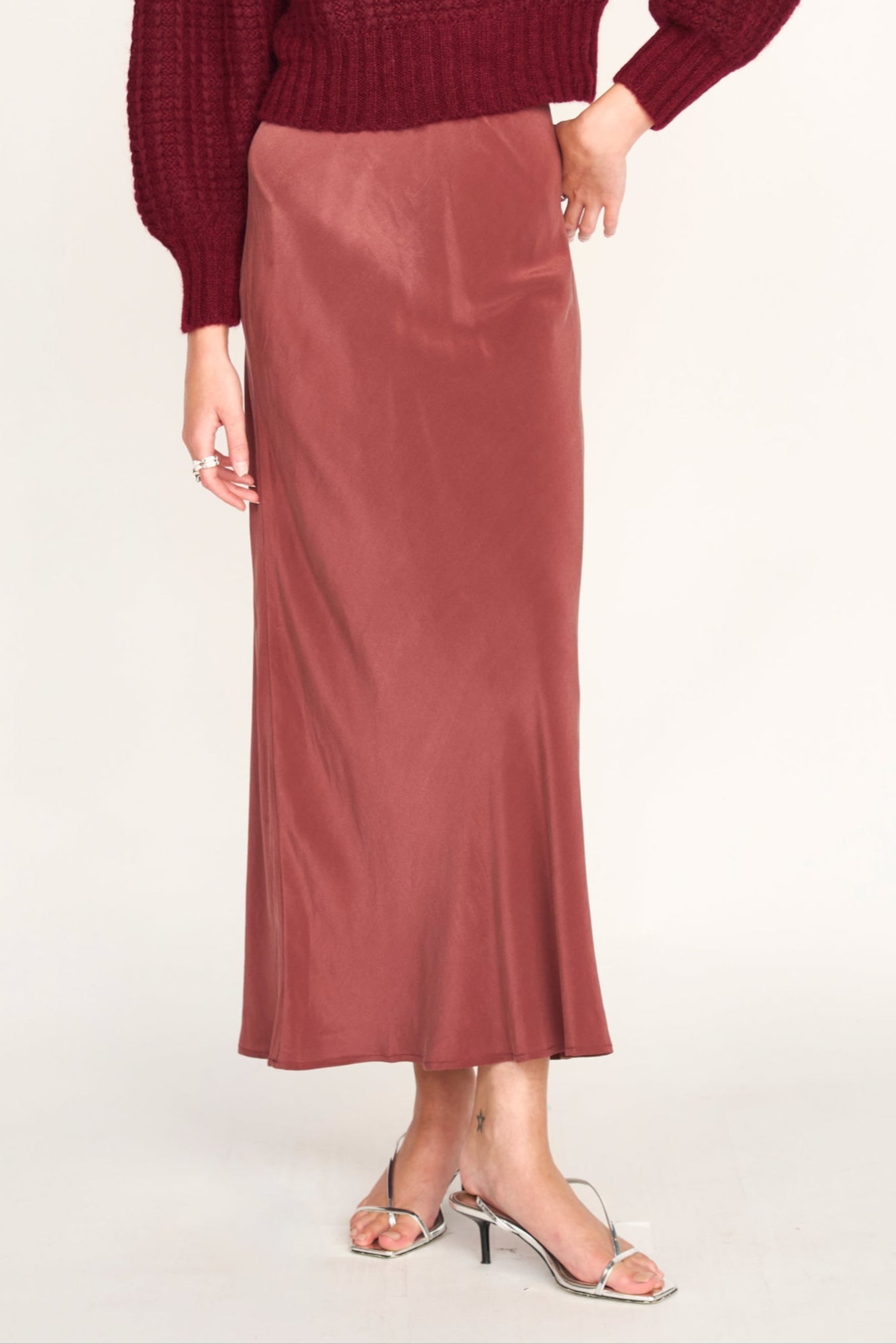 Santander Skirt in Merlot (Pre-Order)