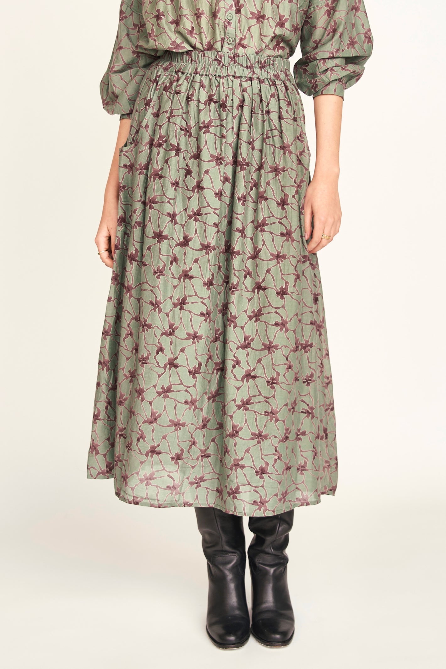 Mirth Verona Skirt in Shadow Kudzu