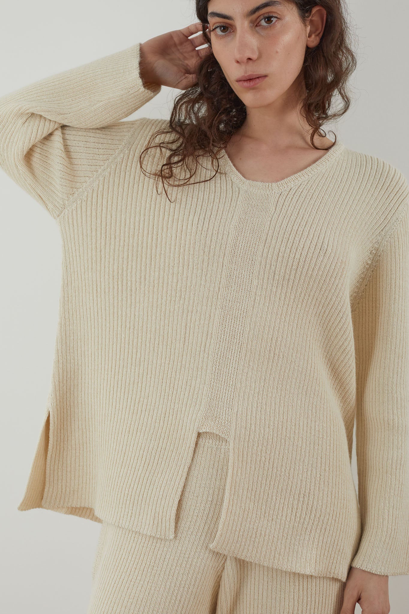 Wol Hide Rib Panel Pullover in Ecru