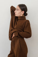 Load image into Gallery viewer, Wol Hide Lounge Turtleneck
